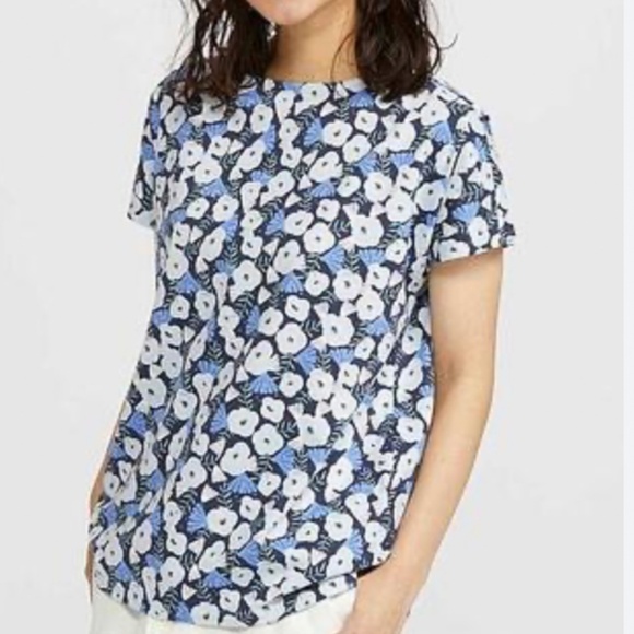 Uniqlo and Finlayson collab blue and white flowers short sleeve tee NWT - Picture 1 of 12